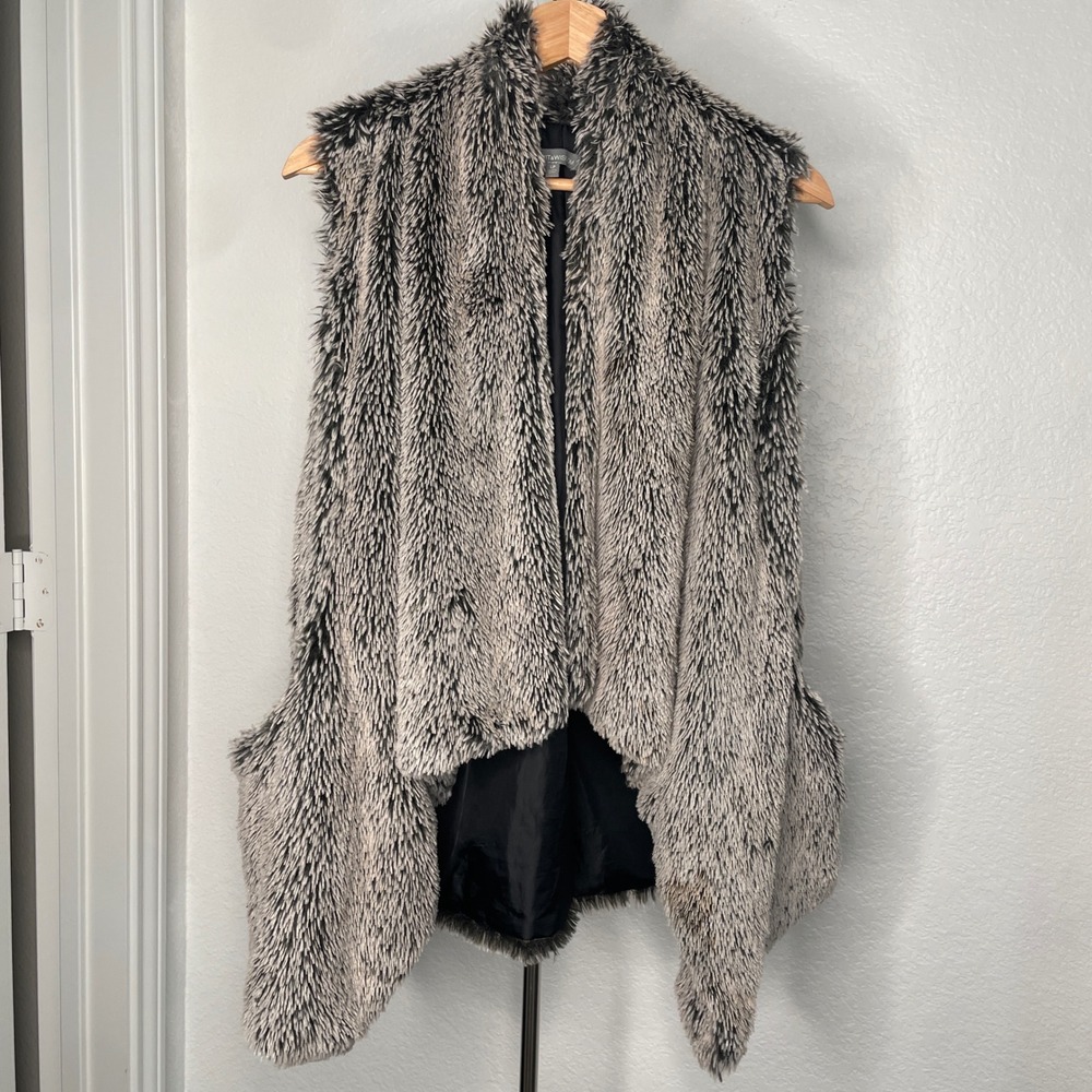 Wit & Wisdom Faux Fur Vest Gray Drape Front Cascade Shaggy Soft Large Petite